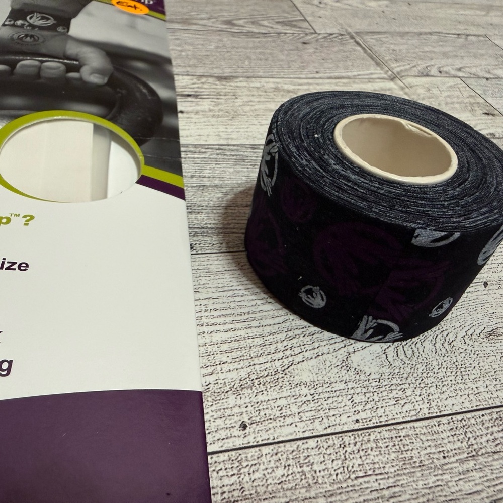 The Natural Grip Custom Hand Protection - Picture 2 of 5